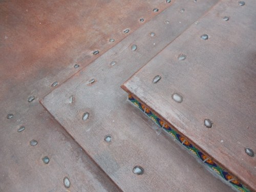 I loved what they did with rocks in the patio.